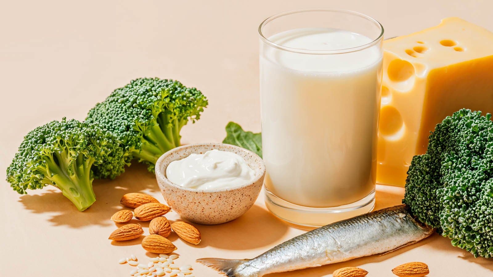 Guía práctica de alimentos ricos en calcio (más allá de lo obvio)
